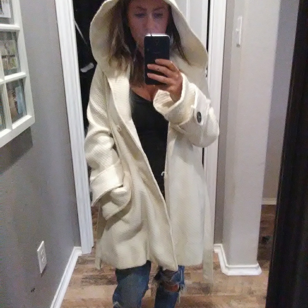Wool coat - Picture 6 of 8
